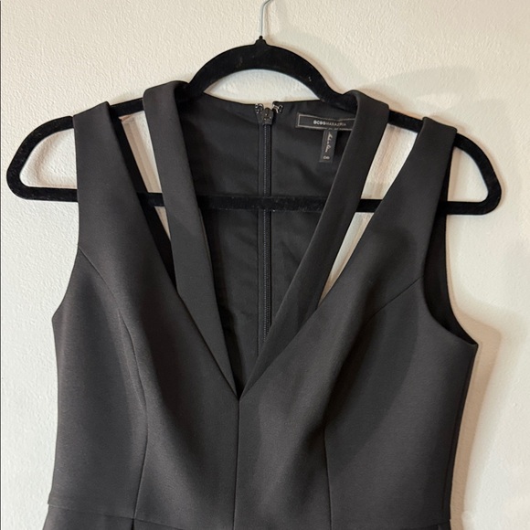 BCBGMAXAZRIA Black Fit & Flare Dress Deep V Cutout Sleeveless - Size 6 - Picture 6 of 8